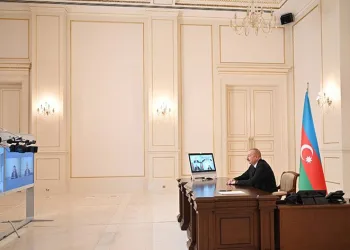 Azerbaycan Cumhurbaşkanı Aliyev, Bakan Özer’i kabul etti