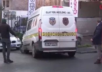 Kadını bazaya koyup, daireyi yaktılar