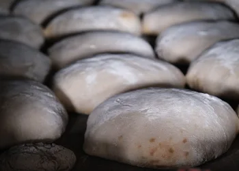 Mahalle fırınlarından depremzedelere ekmek gönderilecek