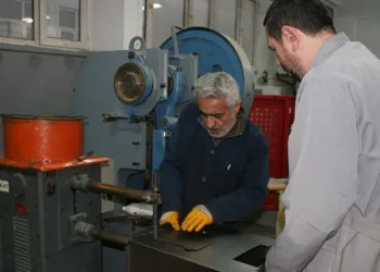 Bilecik’te öğretmenler soba üretiyor