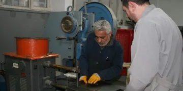 Bilecik’te öğretmenler soba üretiyor