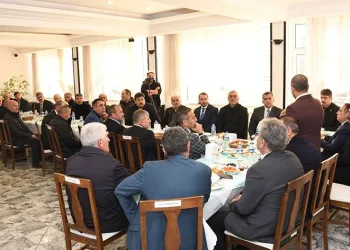 “6’lı masa teröre teslimiyet vadediyor”