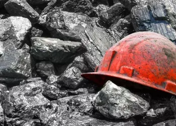 Çin’de maden ocağı çöktü