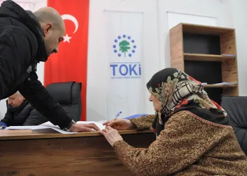 Kentsel dönüşümde anahtar teslimi devam ediyor