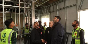 Bakan Kurum, incelemelerde bulundu