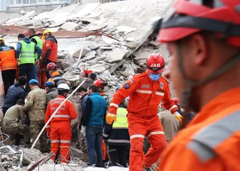 Malatya’da arama kurtarma çalışmaları sürüyor