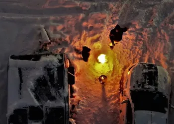 Uludağ’da gündüz kayak gece ateş başında sohbet