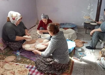 Anadolu kadınlarından bazlama desteği
