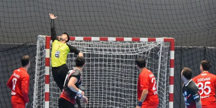 Zorlu maçın galibi Nilüfer