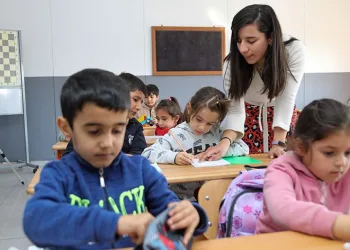 Konteyner kentte ilk ders zili