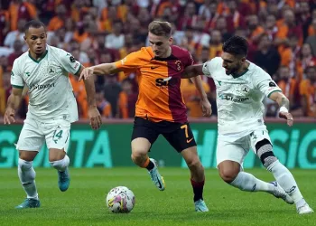 Galatasaraylı futbolcu Kerem Aktürkoğlu: “Bu yaraları hep birlikte saracağız”