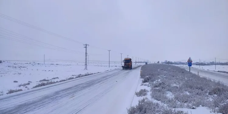 Iğdır’da 23 köy yolu ulaşıma kapandı