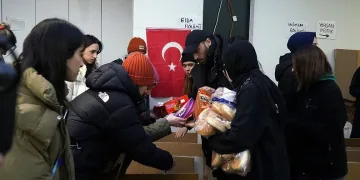 Cenk Tosun’dan yardım çalışmalarına destek