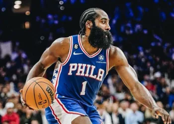NBA oyuncuları da imzalı formalarını satışa çıkarıyor