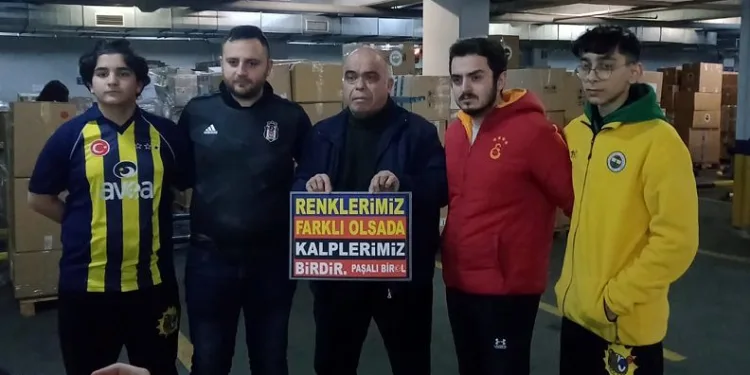 Fenerbahçe, Galatasaray ve Beşiktaş takımın taraftarı yardım çalışmalarını beraber yürütüyor