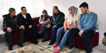 Başkan Kanar’dan Kara ailesine taziye ziyareti