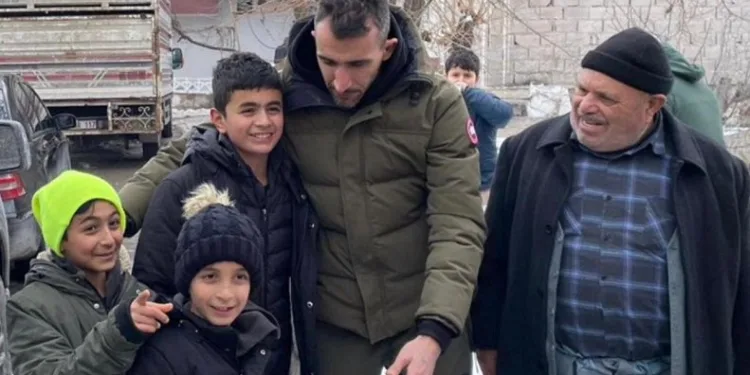 Mehmet Topal’dan deprem bölgesine destek