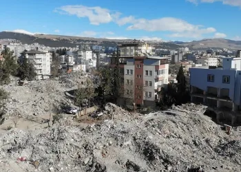 Depremde ağır yara alan Adıyaman taşınacak
