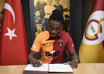 Galatasaray, Adekugbe’yi açıkladı