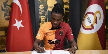 Galatasaray, Adekugbe’yi açıkladı