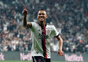 Josef de Souza, sosyal medyadan canlı yayın yapacağını açıkladı