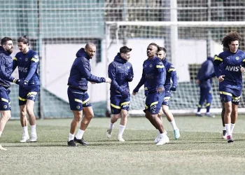 Fenerbahçe hazırlıklarına devam etti