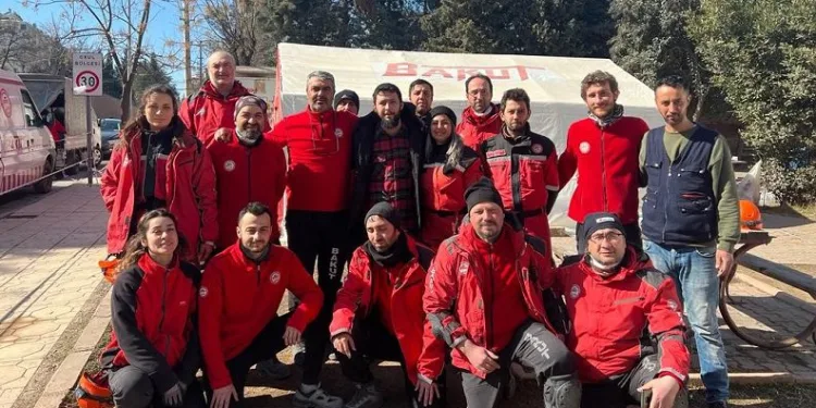 Yorgun düşen kurtarıcıya moral ziyareti