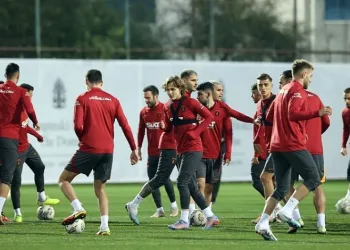 Galatasaray, hazırlıklarına devam etti