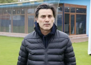 Adana Demirspor Teknik Direktörü Vincenzo Montella’dan depremzedeler için yardım çağrısı