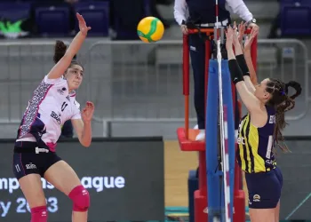 CEV Şampiyonlar Ligi: Grupa Azoty Chemik Police: 2 – Fenerbahçe Opet: 3