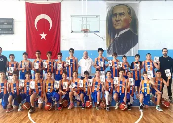 Geleceğin basketbol yıldızlarına altın öğütler