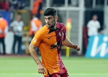 Galatasaray: “Rapid Wien’in kulübümüzden vadesi geçmiş herhangi bir alacağı bulunmamaktadır”