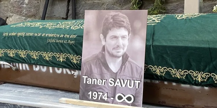 Hatayspor Sportif Direktörü Taner Savut İzmir’de son yolculuğuna uğurlandı