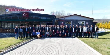 Başkan Kanar’dan destek ekiplerine ödül