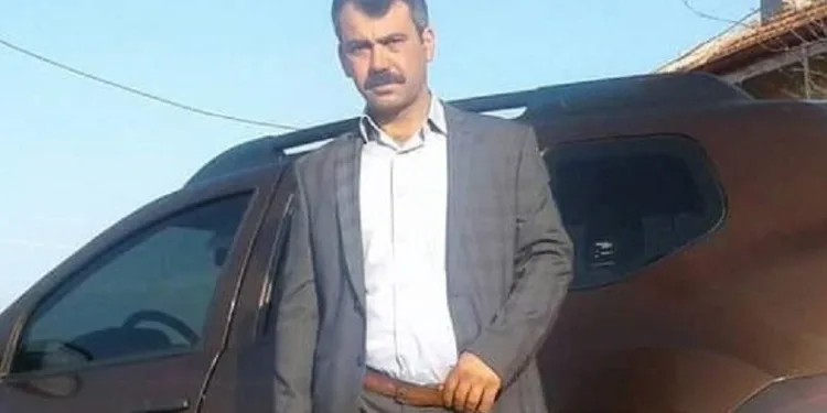 Eski muhtar yeni muhtarı öldürdü