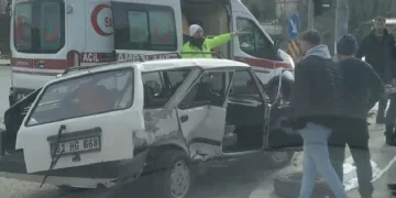 Trabzon’da trafik kazası:1 ölü, 2 yaralı