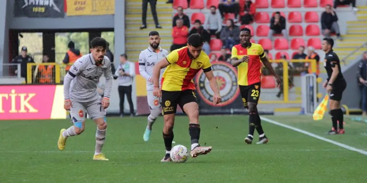 Göztepe ve Başakşehir depremzedeler için karşılaştı