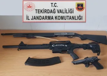 Jandarmanın uygulamasında silah ele geçirildi