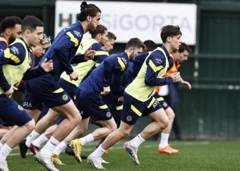 Fenerbahçe, Kayserispor maçı hazırlıklarına başladı