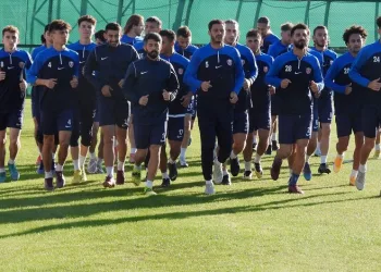 Lider Kepezspor kaldığı yerden başlıyor