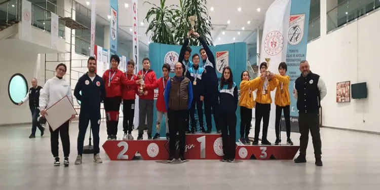 Osmangazili Sporcular hedefi 12’den vurdu