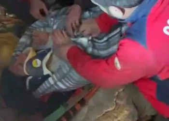 Kahramanmaraş’ta bir genç kız daha kurtarıldı
