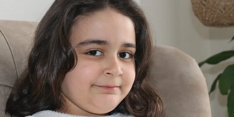 Şehit abisinin ona aldıklarını deprem bölgesine gönderdi