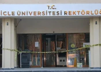 Dicle Üniversitesi rektörlük binası boşaltıldı