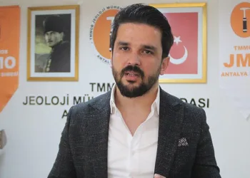 “‘Deprem öldürmez, bina öldürür’ söylemi eksik”