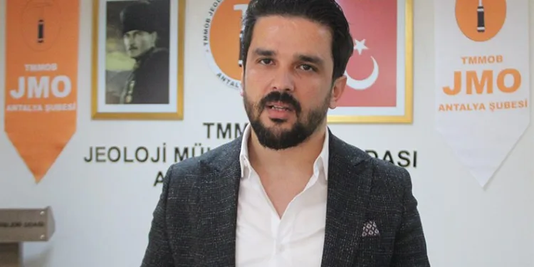 “‘Deprem öldürmez, bina öldürür’ söylemi eksik”