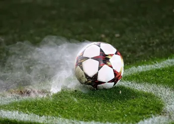 Futbol dünyasından ‘Omuz Omuza’ projesi