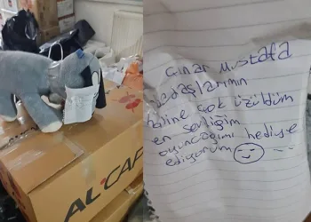 En sevdiği oyuncağını gönderdi