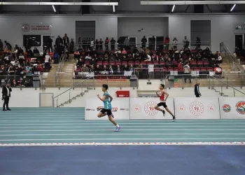 Osmangazi Atletizm Salonu’nda gençlik rüzgarı