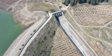 Hatay’da ‘patladı’ denilen barajda su yok